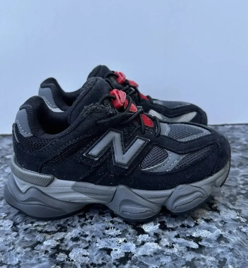 New Balance Sneakers 9060 Black Grey (GS) Size 9 Boys/Toddler
